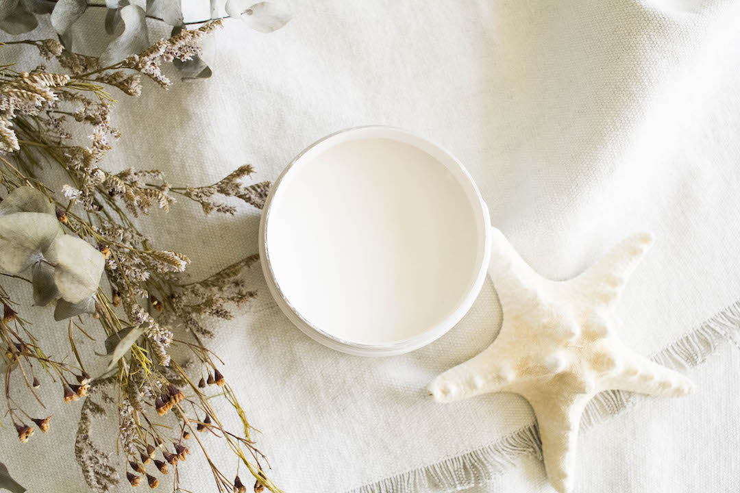 Dixie Belle “Salt Water” Silk Paint