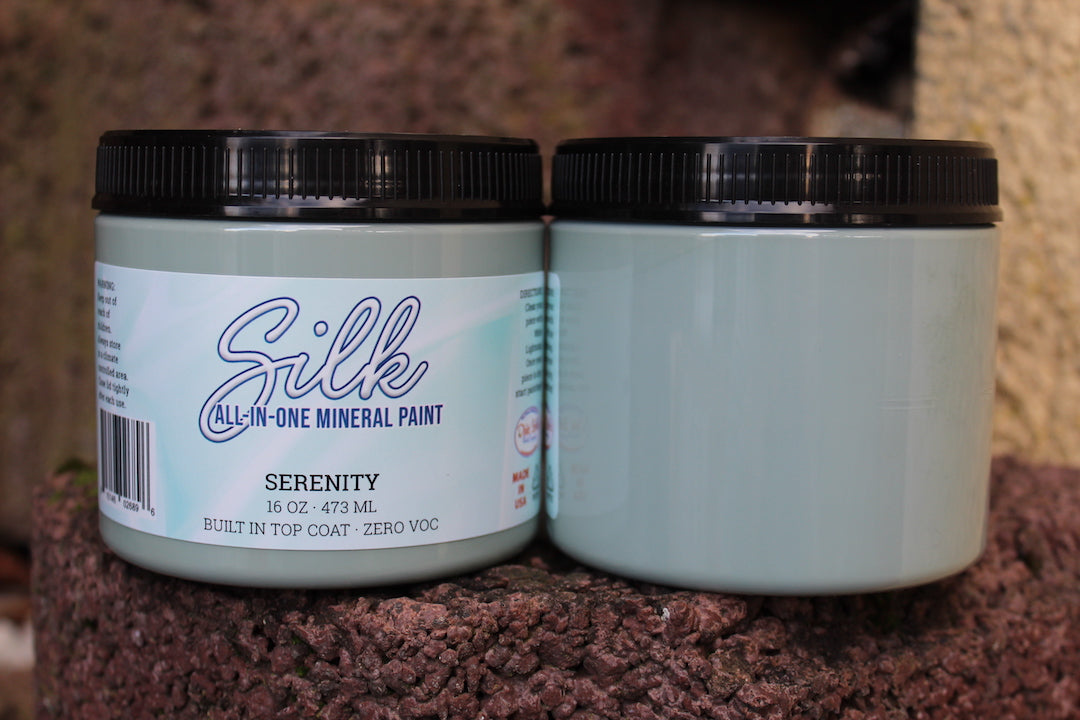 Dixie Belle “Serenity” Silk Paint
